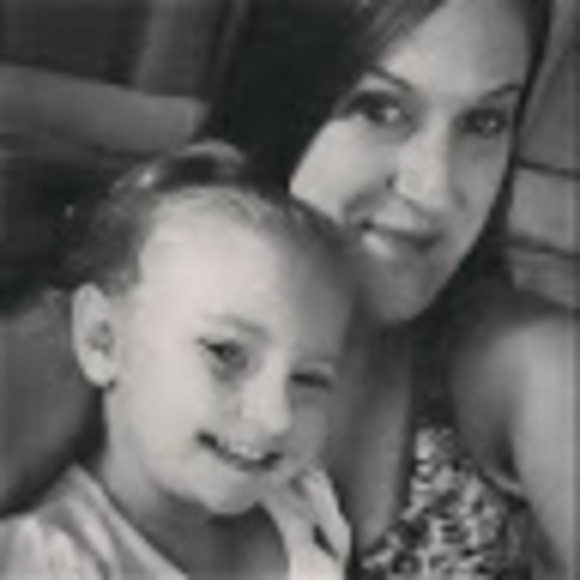 Meet your Posher, Rebecca - Picture 1 of 1